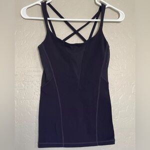 LULULEMON Double Strap Purple Tank Top with Mesh Venting & Shelf Bra - Size 2